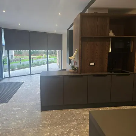 Gracian Omb Coolmine * Дублин